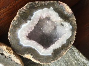 géode cristal de roche