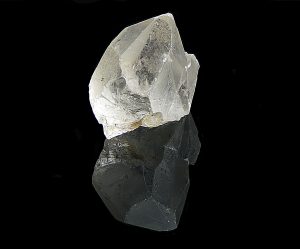 Quartz et lithothérapie : composition, vertus et bienfaits de cette pierre